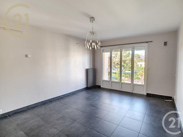 Appartement F2 à vendre - 2 pièces - 47.65 m2 - CANNES - 06 - PROVENCE-ALPES-COTE-D-AZUR - Century 21 Immobilier Service Appartement F2 à vendre - 2 pièces - 47.65 m2 - CANNES - 06 - PROVENCE-ALPES-COTE-D-AZUR - Century 21 Immobilier Service