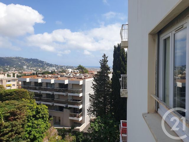 Appartement F2 à vendre - 2 pièces - 47.65 m2 - CANNES - 06 - PROVENCE-ALPES-COTE-D-AZUR - Century 21 Immobilier Service Appartement F2 à vendre - 2 pièces - 47.65 m2 - CANNES - 06 - PROVENCE-ALPES-COTE-D-AZUR - Century 21 Immobilier Service