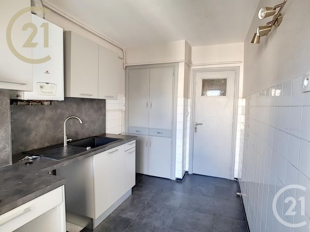 Appartement F2 à vendre - 2 pièces - 47.65 m2 - CANNES - 06 - PROVENCE-ALPES-COTE-D-AZUR - Century 21 Immobilier Service Appartement F2 à vendre - 2 pièces - 47.65 m2 - CANNES - 06 - PROVENCE-ALPES-COTE-D-AZUR - Century 21 Immobilier Service