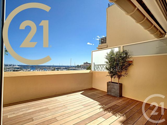 Appartement Duplex à vendre - 4 pièces - 108.91 m2 - CANNES - 06 - PROVENCE-ALPES-COTE-D-AZUR - Century 21 Immobilier Service Appartement Duplex à vendre - 4 pièces - 108.91 m2 - CANNES - 06 - PROVENCE-ALPES-COTE-D-AZUR - Century 21 Immobilier Service