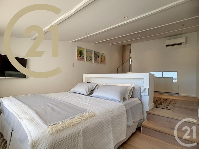 Appartement Duplex à vendre - 4 pièces - 108.91 m2 - CANNES - 06 - PROVENCE-ALPES-COTE-D-AZUR - Century 21 Immobilier Service Appartement Duplex à vendre - 4 pièces - 108.91 m2 - CANNES - 06 - PROVENCE-ALPES-COTE-D-AZUR - Century 21 Immobilier Service