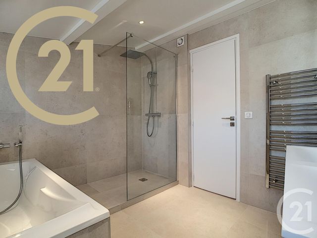 Appartement Duplex à vendre - 4 pièces - 108.91 m2 - CANNES - 06 - PROVENCE-ALPES-COTE-D-AZUR - Century 21 Immobilier Service Appartement Duplex à vendre - 4 pièces - 108.91 m2 - CANNES - 06 - PROVENCE-ALPES-COTE-D-AZUR - Century 21 Immobilier Service