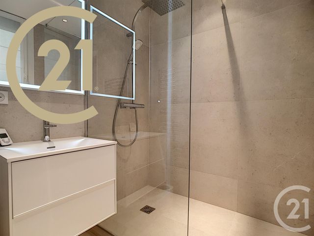 Appartement Duplex à vendre - 4 pièces - 108.91 m2 - CANNES - 06 - PROVENCE-ALPES-COTE-D-AZUR - Century 21 Immobilier Service Appartement Duplex à vendre - 4 pièces - 108.91 m2 - CANNES - 06 - PROVENCE-ALPES-COTE-D-AZUR - Century 21 Immobilier Service