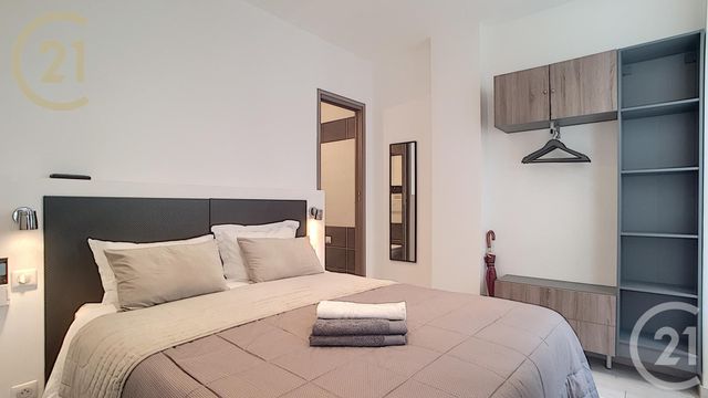 Appartement F3 à vendre - 3 pièces - 46.5 m2 - CANNES - 06 - PROVENCE-ALPES-COTE-D-AZUR - Century 21 Immobilier Service Appartement F3 à vendre - 3 pièces - 46.5 m2 - CANNES - 06 - PROVENCE-ALPES-COTE-D-AZUR - Century 21 Immobilier Service