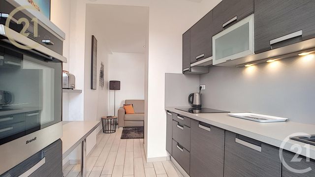 Appartement F3 à vendre - 3 pièces - 46.5 m2 - CANNES - 06 - PROVENCE-ALPES-COTE-D-AZUR - Century 21 Immobilier Service Appartement F3 à vendre - 3 pièces - 46.5 m2 - CANNES - 06 - PROVENCE-ALPES-COTE-D-AZUR - Century 21 Immobilier Service