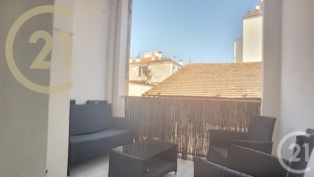Appartement F3 à vendre - 3 pièces - 46.5 m2 - CANNES - 06 - PROVENCE-ALPES-COTE-D-AZUR - Century 21 Immobilier Service Appartement F3 à vendre - 3 pièces - 46.5 m2 - CANNES - 06 - PROVENCE-ALPES-COTE-D-AZUR - Century 21 Immobilier Service