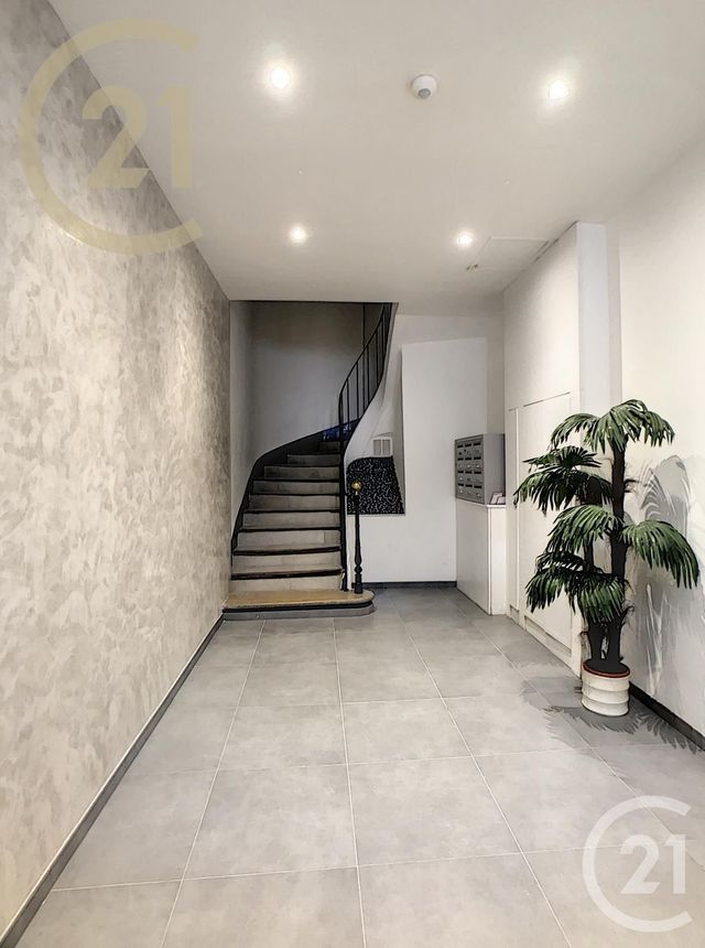 Appartement F3 à vendre - 3 pièces - 60.32 m2 - CANNES - 06 - PROVENCE-ALPES-COTE-D-AZUR - Century 21 Immobilier Service Appartement F3 à vendre - 3 pièces - 60.32 m2 - CANNES - 06 - PROVENCE-ALPES-COTE-D-AZUR - Century 21 Immobilier Service