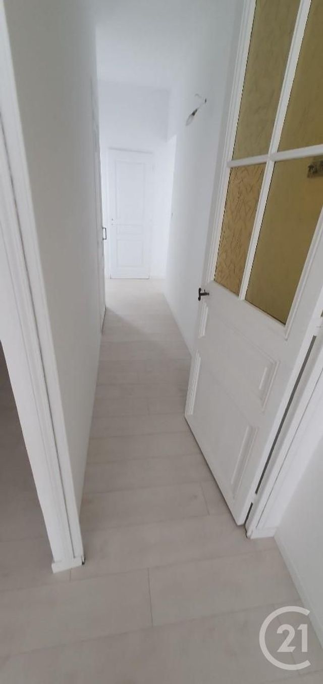 Appartement F3 à vendre - 3 pièces - 60.32 m2 - CANNES - 06 - PROVENCE-ALPES-COTE-D-AZUR - Century 21 Immobilier Service Appartement F3 à vendre - 3 pièces - 60.32 m2 - CANNES - 06 - PROVENCE-ALPES-COTE-D-AZUR - Century 21 Immobilier Service