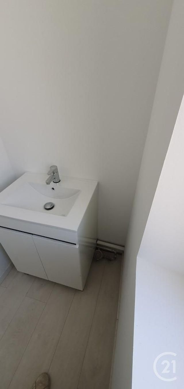 Appartement F3 à vendre - 3 pièces - 60.32 m2 - CANNES - 06 - PROVENCE-ALPES-COTE-D-AZUR - Century 21 Immobilier Service Appartement F3 à vendre - 3 pièces - 60.32 m2 - CANNES - 06 - PROVENCE-ALPES-COTE-D-AZUR - Century 21 Immobilier Service