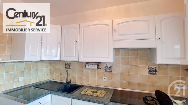 Appartement F2 à louer - 2 pièces - 42.89 m2 - CANNES - 06 - PROVENCE-ALPES-COTE-D-AZUR - Century 21 Immobilier Service Appartement F2 à louer - 2 pièces - 42.89 m2 - CANNES - 06 - PROVENCE-ALPES-COTE-D-AZUR - Century 21 Immobilier Service