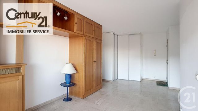 Appartement F2 à louer - 2 pièces - 42.89 m2 - CANNES - 06 - PROVENCE-ALPES-COTE-D-AZUR - Century 21 Immobilier Service Appartement F2 à louer - 2 pièces - 42.89 m2 - CANNES - 06 - PROVENCE-ALPES-COTE-D-AZUR - Century 21 Immobilier Service