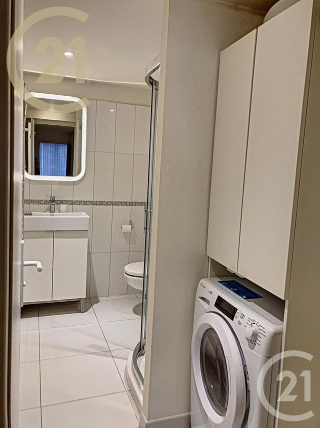 Appartement F2 à vendre - 2 pièces - 34.0 m2 - CANNES - 06 - PROVENCE-ALPES-COTE-D-AZUR - Century 21 Immobilier Service Appartement F2 à vendre - 2 pièces - 34.0 m2 - CANNES - 06 - PROVENCE-ALPES-COTE-D-AZUR - Century 21 Immobilier Service