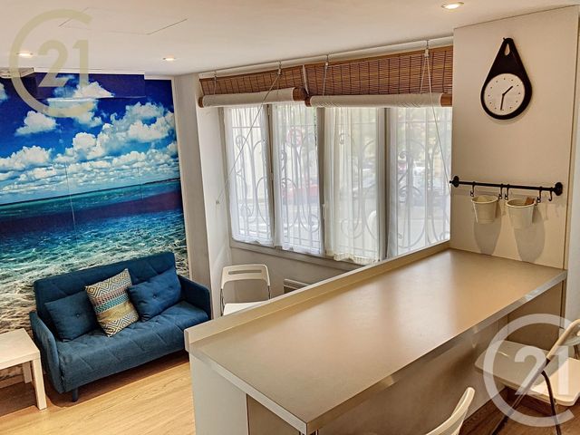 Appartement F2 à vendre - 2 pièces - 34.0 m2 - CANNES - 06 - PROVENCE-ALPES-COTE-D-AZUR - Century 21 Immobilier Service Appartement F2 à vendre - 2 pièces - 34.0 m2 - CANNES - 06 - PROVENCE-ALPES-COTE-D-AZUR - Century 21 Immobilier Service