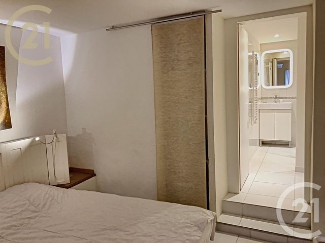 Appartement F2 à vendre - 2 pièces - 34.0 m2 - CANNES - 06 - PROVENCE-ALPES-COTE-D-AZUR - Century 21 Immobilier Service Appartement F2 à vendre - 2 pièces - 34.0 m2 - CANNES - 06 - PROVENCE-ALPES-COTE-D-AZUR - Century 21 Immobilier Service