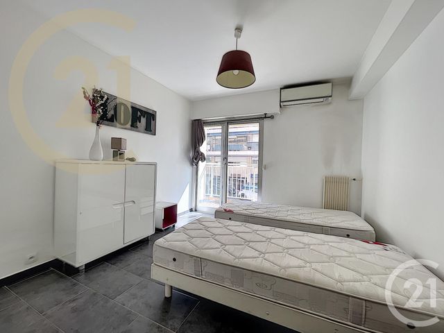 Afficher la photo en grand Appartement F3 à vendre - 3 pièces - 70.62 m2 - CANNES - 06 - PROVENCE-ALPES-COTE-D-AZUR - Century 21 Immobilier Service