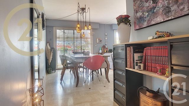 Appartement F3 à vendre - 3 pièces - 73.0 m2 - CANNES - 06 - PROVENCE-ALPES-COTE-D-AZUR - Century 21 Immobilier Service Appartement F3 à vendre - 3 pièces - 73.0 m2 - CANNES - 06 - PROVENCE-ALPES-COTE-D-AZUR - Century 21 Immobilier Service