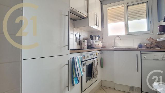 Appartement F3 à vendre - 3 pièces - 73.0 m2 - CANNES - 06 - PROVENCE-ALPES-COTE-D-AZUR - Century 21 Immobilier Service Appartement F3 à vendre - 3 pièces - 73.0 m2 - CANNES - 06 - PROVENCE-ALPES-COTE-D-AZUR - Century 21 Immobilier Service