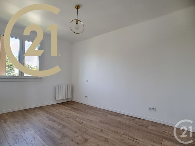 Appartement F4 à vendre - 4 pièces - 67.68 m2 - CANNES - 06 - PROVENCE-ALPES-COTE-D-AZUR - Century 21 Immobilier Service Appartement F4 à vendre - 4 pièces - 67.68 m2 - CANNES - 06 - PROVENCE-ALPES-COTE-D-AZUR - Century 21 Immobilier Service