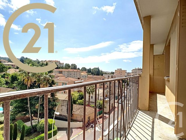 Appartement F4 à vendre - 4 pièces - 67.68 m2 - CANNES - 06 - PROVENCE-ALPES-COTE-D-AZUR - Century 21 Immobilier Service Appartement F4 à vendre - 4 pièces - 67.68 m2 - CANNES - 06 - PROVENCE-ALPES-COTE-D-AZUR - Century 21 Immobilier Service