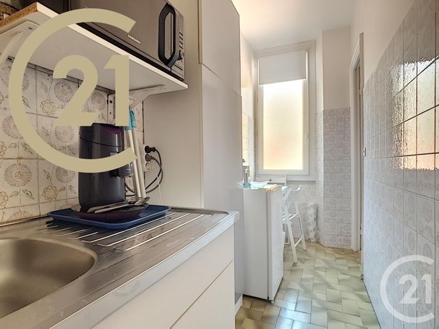 Afficher la photo en grand Appartement F2 à vendre - 2 pièces - 40.58 m2 - CANNES - 06 - PROVENCE-ALPES-COTE-D-AZUR - Century 21 Immobilier Service