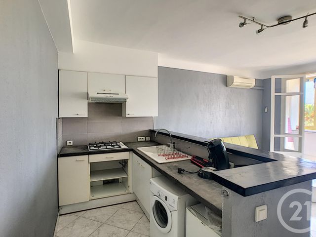 Appartement F2 à louer - 2 pièces - 30.89 m2 - CANNES - 06 - PROVENCE-ALPES-COTE-D-AZUR - Century 21 Immobilier Service Appartement F2 à louer - 2 pièces - 30.89 m2 - CANNES - 06 - PROVENCE-ALPES-COTE-D-AZUR - Century 21 Immobilier Service