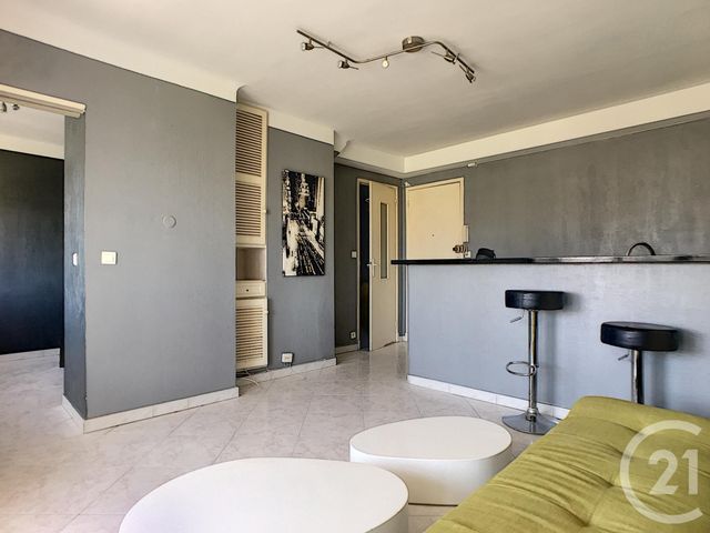 Appartement F2 à louer - 2 pièces - 30.89 m2 - CANNES - 06 - PROVENCE-ALPES-COTE-D-AZUR - Century 21 Immobilier Service Appartement F2 à louer - 2 pièces - 30.89 m2 - CANNES - 06 - PROVENCE-ALPES-COTE-D-AZUR - Century 21 Immobilier Service