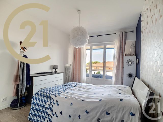 Appartement F2 à vendre - 2 pièces - 44.18 m2 - CANNES - 06 - PROVENCE-ALPES-COTE-D-AZUR - Century 21 Immobilier Service Appartement F2 à vendre - 2 pièces - 44.18 m2 - CANNES - 06 - PROVENCE-ALPES-COTE-D-AZUR - Century 21 Immobilier Service