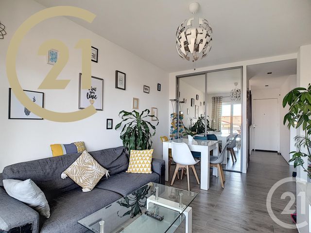 Appartement F2 à vendre - 2 pièces - 44.18 m2 - CANNES - 06 - PROVENCE-ALPES-COTE-D-AZUR - Century 21 Immobilier Service Appartement F2 à vendre - 2 pièces - 44.18 m2 - CANNES - 06 - PROVENCE-ALPES-COTE-D-AZUR - Century 21 Immobilier Service