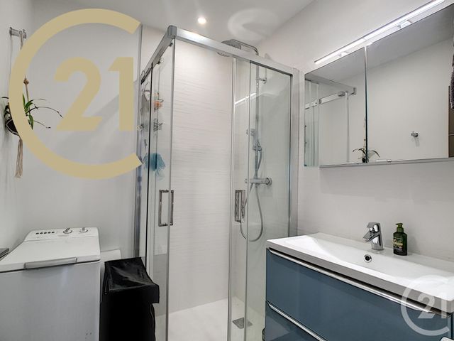 Appartement F2 à vendre - 2 pièces - 44.18 m2 - CANNES - 06 - PROVENCE-ALPES-COTE-D-AZUR - Century 21 Immobilier Service Appartement F2 à vendre - 2 pièces - 44.18 m2 - CANNES - 06 - PROVENCE-ALPES-COTE-D-AZUR - Century 21 Immobilier Service