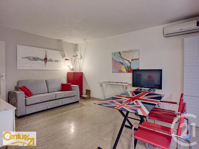 Appartement F1 à louer - 1 pièce - 25.06 m2 - CANNES - 06 - PROVENCE-ALPES-COTE-D-AZUR - Century 21 Immobilier Service Appartement F1 à louer - 1 pièce - 25.06 m2 - CANNES - 06 - PROVENCE-ALPES-COTE-D-AZUR - Century 21 Immobilier Service