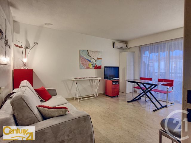Appartement F1 à louer - 1 pièce - 25.06 m2 - CANNES - 06 - PROVENCE-ALPES-COTE-D-AZUR - Century 21 Immobilier Service Appartement F1 à louer - 1 pièce - 25.06 m2 - CANNES - 06 - PROVENCE-ALPES-COTE-D-AZUR - Century 21 Immobilier Service