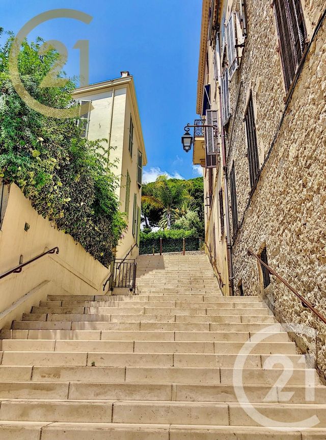 Afficher la photo en grand Appartement F2 à vendre - 2 pièces - 26.21 m2 - CANNES - 06 - PROVENCE-ALPES-COTE-D-AZUR - Century 21 Immobilier Service