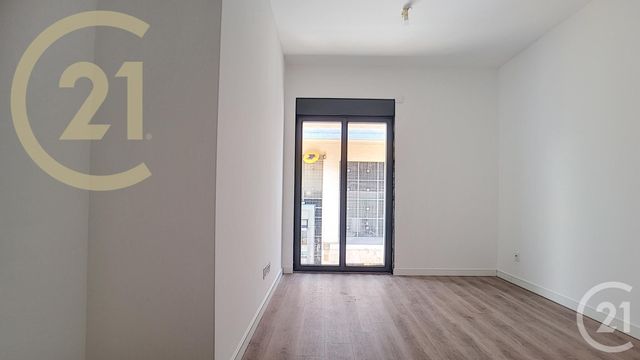Afficher la photo en grand Appartement F3 à vendre - 3 pièces - 52.64 m2 - CANNES - 06 - PROVENCE-ALPES-COTE-D-AZUR - Century 21 Immobilier Service