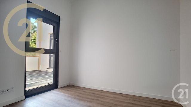 Afficher la photo en grand Appartement F2 à vendre - 2 pièces - 45.73 m2 - CANNES - 06 - PROVENCE-ALPES-COTE-D-AZUR - Century 21 Immobilier Service