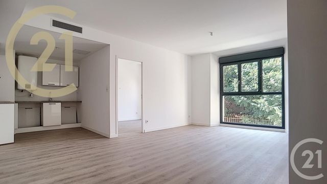 Afficher la photo en grand Appartement F3 à vendre - 3 pièces - 57.66 m2 - CANNES - 06 - PROVENCE-ALPES-COTE-D-AZUR - Century 21 Immobilier Service
