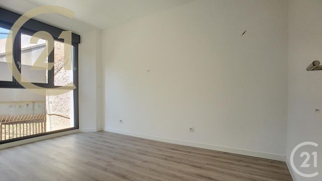 Afficher la photo en grand Appartement F3 à vendre - 3 pièces - 57.66 m2 - CANNES - 06 - PROVENCE-ALPES-COTE-D-AZUR - Century 21 Immobilier Service