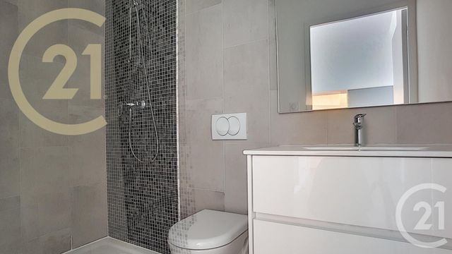 Afficher la photo en grand Appartement F2 à vendre - 2 pièces - 35.67 m2 - CANNES - 06 - PROVENCE-ALPES-COTE-D-AZUR - Century 21 Immobilier Service