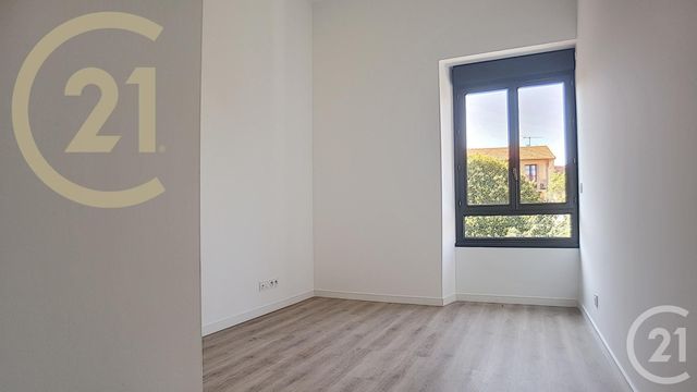 Afficher la photo en grand Appartement F2 à vendre - 2 pièces - 35.67 m2 - CANNES - 06 - PROVENCE-ALPES-COTE-D-AZUR - Century 21 Immobilier Service