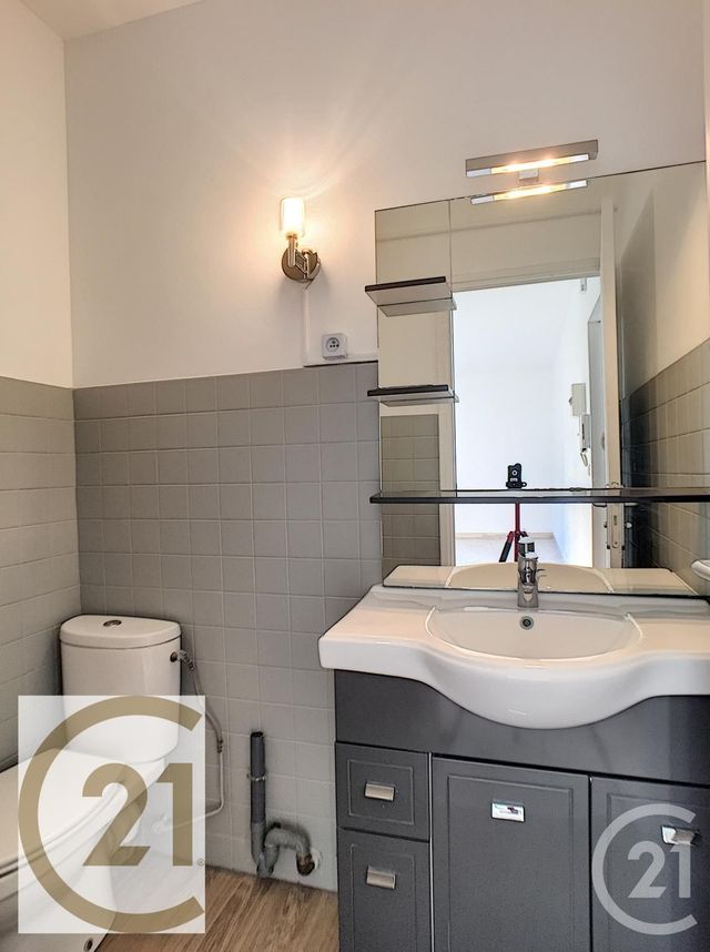 Afficher la photo en grand Appartement F1 à vendre - 1 pièce - 21.26 m2 - LE CANNET - 06 - PROVENCE-ALPES-COTE-D-AZUR - Century 21 Immobilier Service