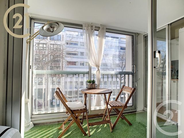Afficher la photo en grand Appartement F1 à vendre - 1 pièce - 29.65 m2 - CANNES - 06 - PROVENCE-ALPES-COTE-D-AZUR - Century 21 Immobilier Service