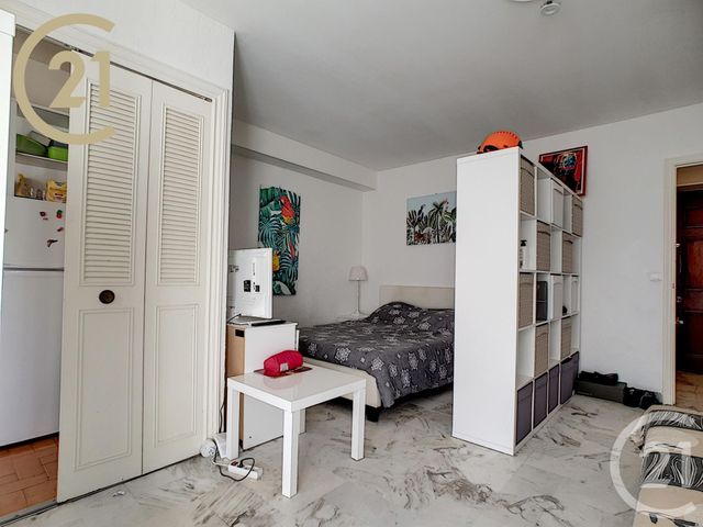 Afficher la photo en grand Appartement F1 à vendre - 1 pièce - 29.65 m2 - CANNES - 06 - PROVENCE-ALPES-COTE-D-AZUR - Century 21 Immobilier Service