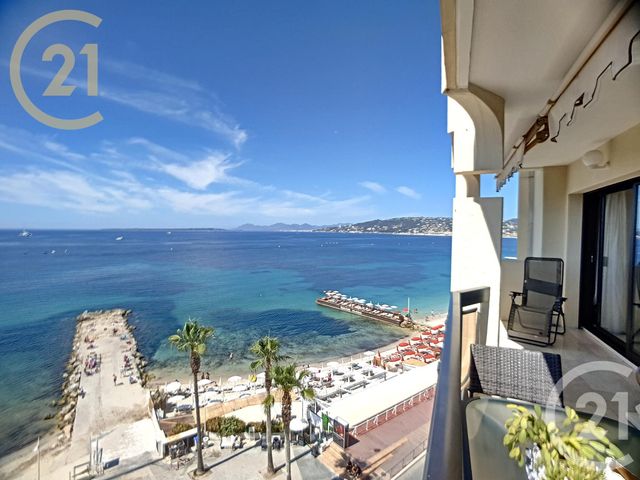 Afficher la photo en grand Appartement F3 à vendre - 3 pièces - 84.25 m2 - JUAN LES PINS - 06 - PROVENCE-ALPES-COTE-D-AZUR - Century 21 Immobilier Service