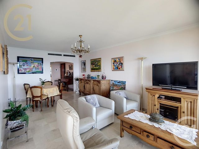 Afficher la photo en grand Appartement F3 à vendre - 3 pièces - 84.25 m2 - JUAN LES PINS - 06 - PROVENCE-ALPES-COTE-D-AZUR - Century 21 Immobilier Service