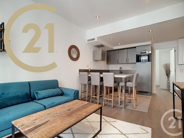 Afficher la photo en grand Appartement F3 à vendre - 3 pièces - 51.3 m2 - CANNES - 06 - PROVENCE-ALPES-COTE-D-AZUR - Century 21 Immobilier Service