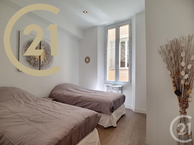 Afficher la photo en grand Appartement F3 à vendre - 3 pièces - 51.3 m2 - CANNES - 06 - PROVENCE-ALPES-COTE-D-AZUR - Century 21 Immobilier Service