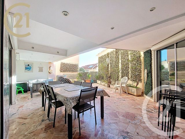 Appartement F6 à vendre - 6 pièces - 143.8 m2 - CANNES - 06 - PROVENCE-ALPES-COTE-D-AZUR - Century 21 Immobilier Service