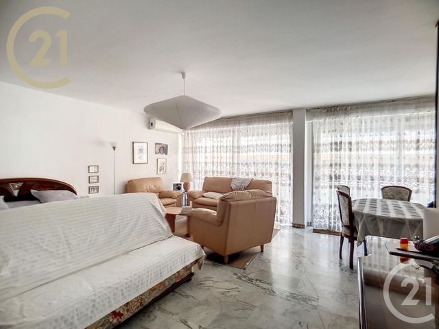 Appartement F1 à vendre - 1 pièce - 52.79 m2 - CANNES - 06 - PROVENCE-ALPES-COTE-D-AZUR - Century 21 Immobilier Service