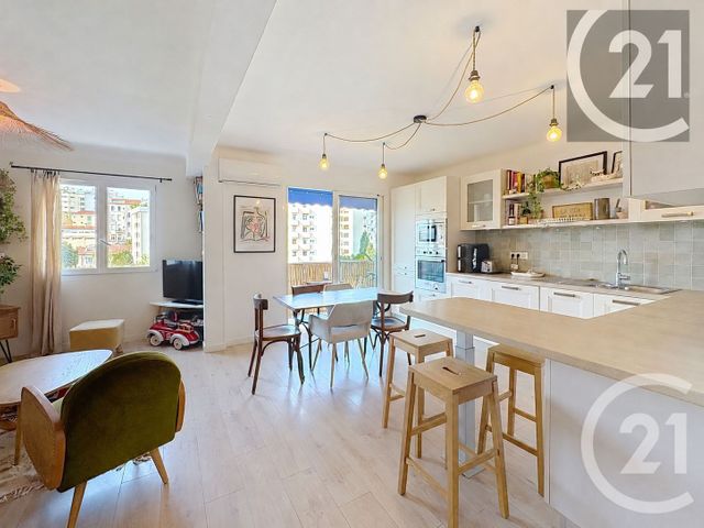 Appartement F4 à vendre - 4 pièces - 70.15 m2 - CANNES - 06 - PROVENCE-ALPES-COTE-D-AZUR - Century 21 Immobilier Service