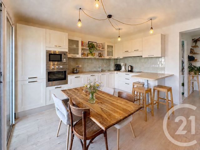 Appartement F4 à vendre - 4 pièces - 70.15 m2 - CANNES - 06 - PROVENCE-ALPES-COTE-D-AZUR - Century 21 Immobilier Service