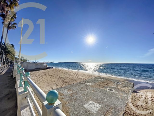 Appartement F3 à vendre - 3 pièces - 81.2 m2 - CANNES - 06 - PROVENCE-ALPES-COTE-D-AZUR - Century 21 Immobilier Service